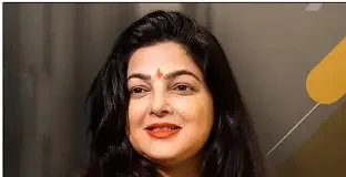 पूर्व बॉलीवुड अभिनेत्री ममता कुलकर्णी ने महाकुंभ में अपनाया ‘संन्यास’, बनने जा रही हैं किन्नर अखाड़े की महामंडलेश्वर पूर्व बॉलीवुड अभिनेत्री ममता कुलकर्णी ने महाकुंभ में अपनाया 'संन्यास'