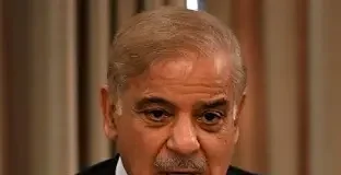 अमेरिका के बाद यूरोपीय संघ ने भी पाकिस्तान को उसके शुल्क मुक्त निर्यातक दर्जे पर संभावित खतरे को लेकर चेतावनी जारी की है। जानिए क्यों.
